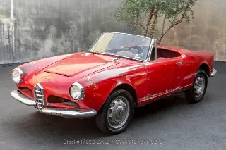 Foto 8 di 24: 1963 Alfa Romeo Giulia