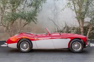 Foto 4 di 24: 1962 Austin Healey 3000