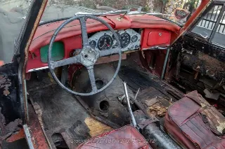 Foto 16 di 24: 1959 Jaguar XK150