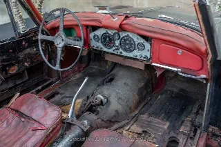 Foto 20 di 24: 1959 Jaguar XK150