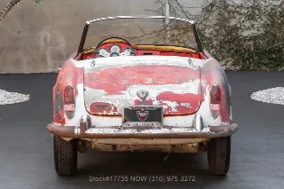 Foto 6 di 24: 1963 Alfa Romeo Giulia