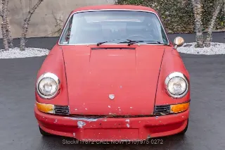 Foto 2 di 24: 1969 Porsche 911T