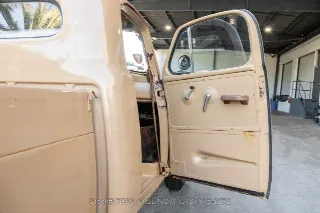 Foto 21 di 24: 1949 Studebaker 2R10
