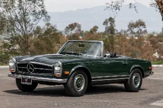 Foto 13 di 24: 1968 Mercedes Benz 280SL with 2 tops