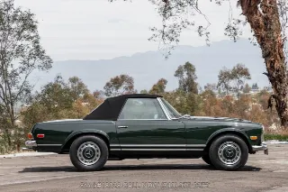 Foto 15 di 24: 1968 Mercedes Benz 280SL with 2 tops