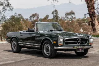 Foto 1 di 24: 1968 Mercedes Benz 280SL with 2 tops