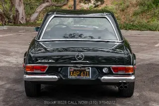 Foto 22 di 24: 1968 Mercedes Benz 280SL with 2 tops