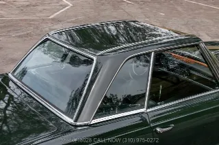 Foto 23 di 24: 1968 Mercedes Benz 280SL with 2 tops
