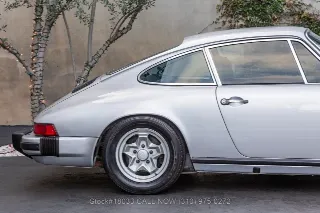 Foto 11 di 24: 1975 Porsche 911S