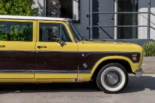 Foto 10 di 24: 1975 International Harvester Travelall