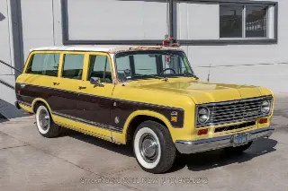 Foto 3 di 24: 1975 International Harvester Travelall