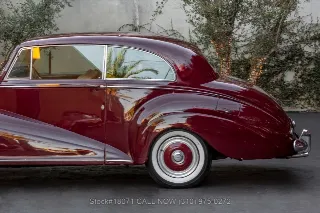 Foto 13 di 24: 1952 Bentley Mark VI James Young