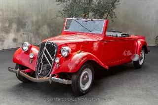 Foto 8 di 24: 1936 Citroen Traction