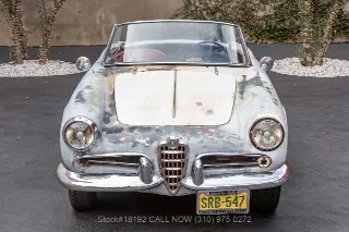 Foto 2 di 24: 1958 Alfa Romeo Giulietta Spider