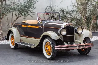 Foto 1 di 24: 1928 Chrysler Model 72
