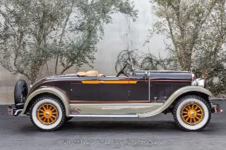 Foto 4 di 24: 1928 Chrysler Model 72