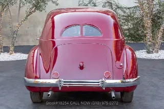 Foto 7 di 24: 1936 Cord 810