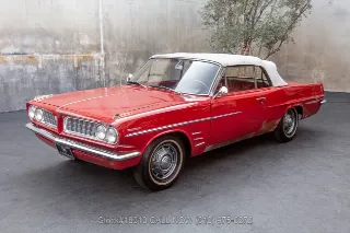 Foto 8 di 24: 1963 Pontiac Tempest LeMans