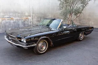 Foto 8 di 24: 1966 Ford Thunderbird