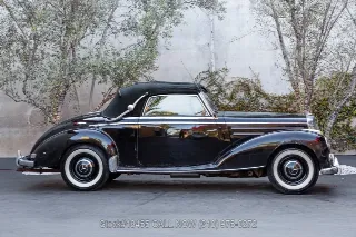 Foto 10 di 24: 1952 Mercedes Benz 220