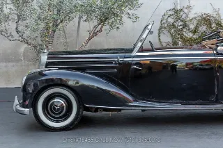 Foto 18 di 24: 1952 Mercedes Benz 220