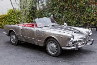 Foto 3 di 24: 1962 Alfa Romeo 2000 Spider
