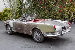 Foto 7 di 24: 1962 Alfa Romeo 2000 Spider