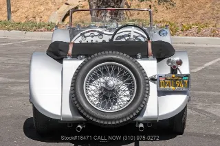 Foto 10 di 24: 1937 Jaguar SS100