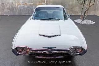 Foto 9 di 24: 1963 Ford Thunderbird