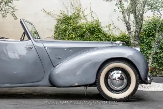 Foto 16 di 24: 1948 Triumph 1800