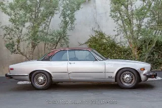 Foto 4 di 24: 1976 Jaguar XJ6C