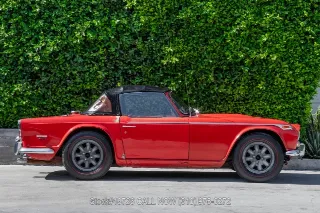 Foto 10 di 24: 1968 Triumph TR250