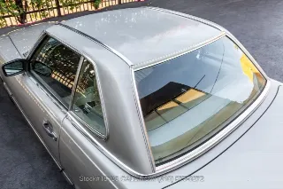 Foto 19 di 24: 1987 Mercedes Benz 560SL
