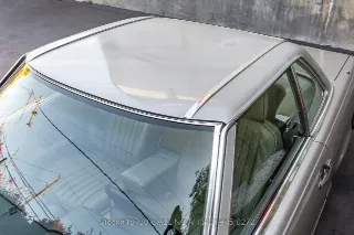 Foto 20 di 24: 1987 Mercedes Benz 560SL