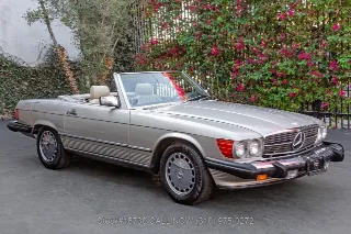 Foto 3 di 24: 1987 Mercedes Benz 560SL