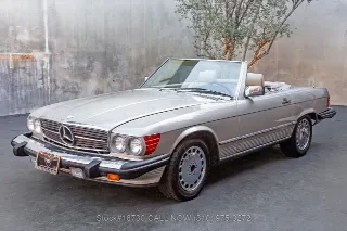 Foto 8 di 24: 1987 Mercedes Benz 560SL