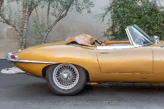 Foto 17 di 24: 1962 Jaguar XKE