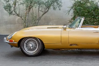 Foto 18 di 24: 1962 Jaguar XKE