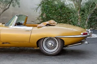 Foto 19 di 24: 1962 Jaguar XKE