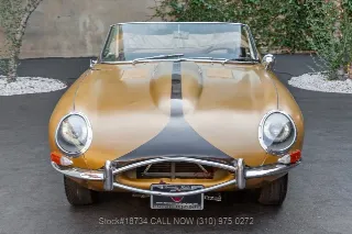 Foto 2 di 24: 1962 Jaguar XKE