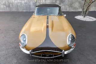 Foto 9 di 24: 1962 Jaguar XKE