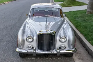 Foto 2 di 24: 1960 Bentley S2 Continental Sport