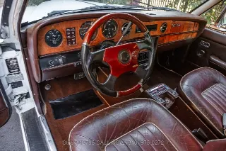 Foto 18 di 24: 1981 Rolls Royce Silver Spur