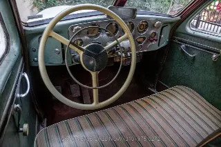 Foto 16 di 24: 1937 Cord 812