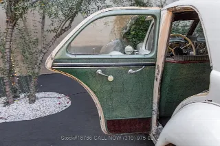 Foto 19 di 24: 1937 Cord 812
