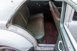 Foto 21 di 24: 1937 Cord 812