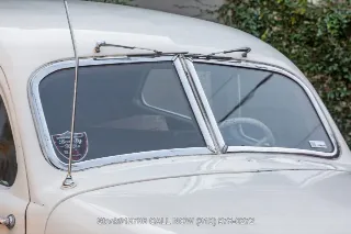 Foto 9 di 24: 1937 Cord 812
