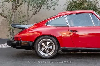 Foto 11 di 24: 1974 Porsche 911