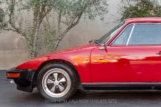 Foto 12 di 24: 1974 Porsche 911