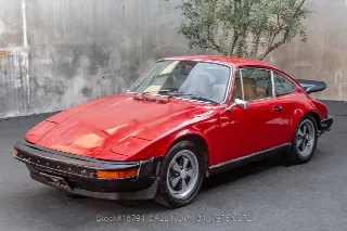 Foto 8 di 24: 1974 Porsche 911